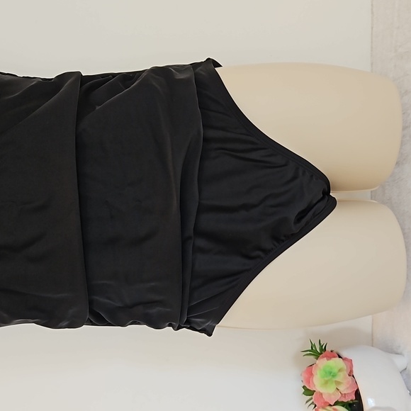 Kona Sol Size M Black criss-cross back One-piece strappy swimsuit summer outfit - Picture 9 of 16